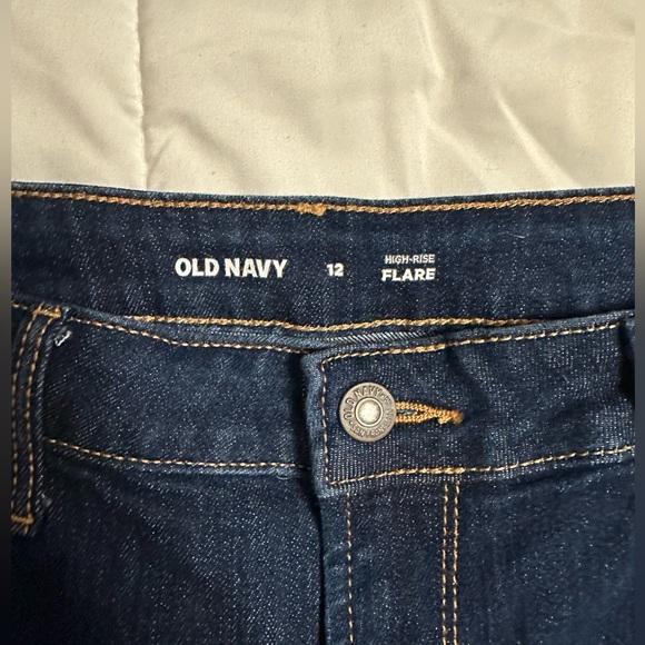 Old Navy High Rise Flare Jeans Size 12 - Picture 3 of 3